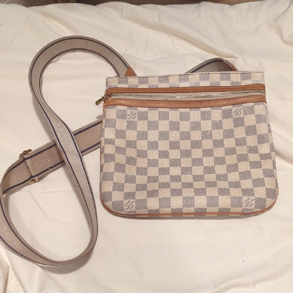 Authentic Louis Vuitton Damier Azur Bosphore Pochette